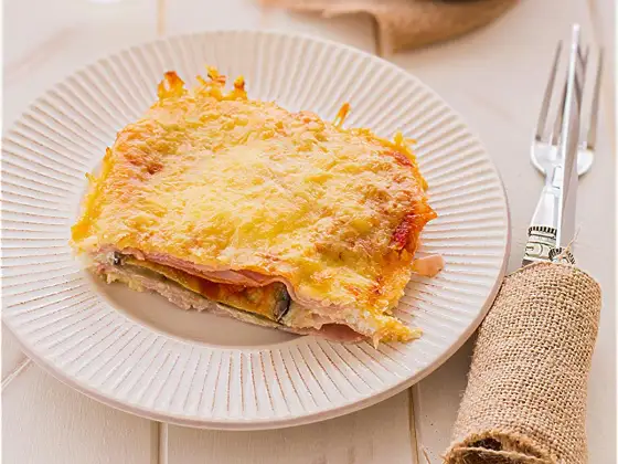 Pastel de berenjena al horno, jugoso y bien cuajado